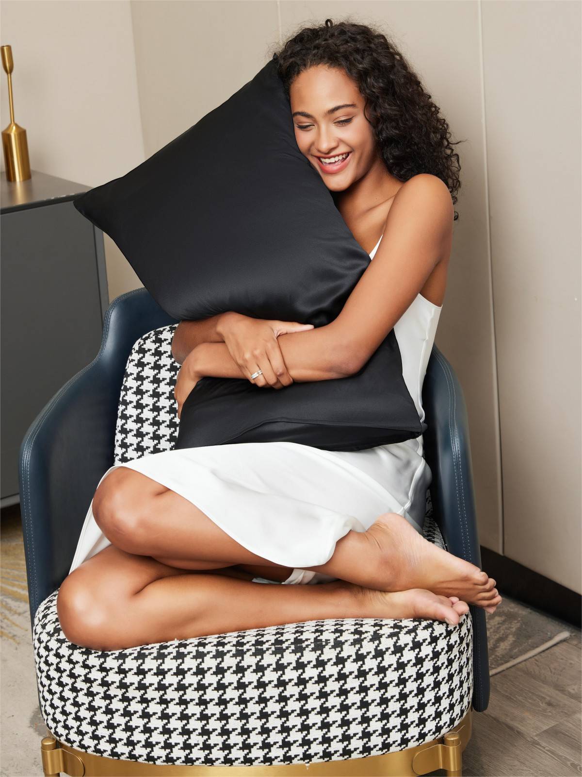 LuxeSleep - Mulberry Silk Pillowcase with Concealed Zipper