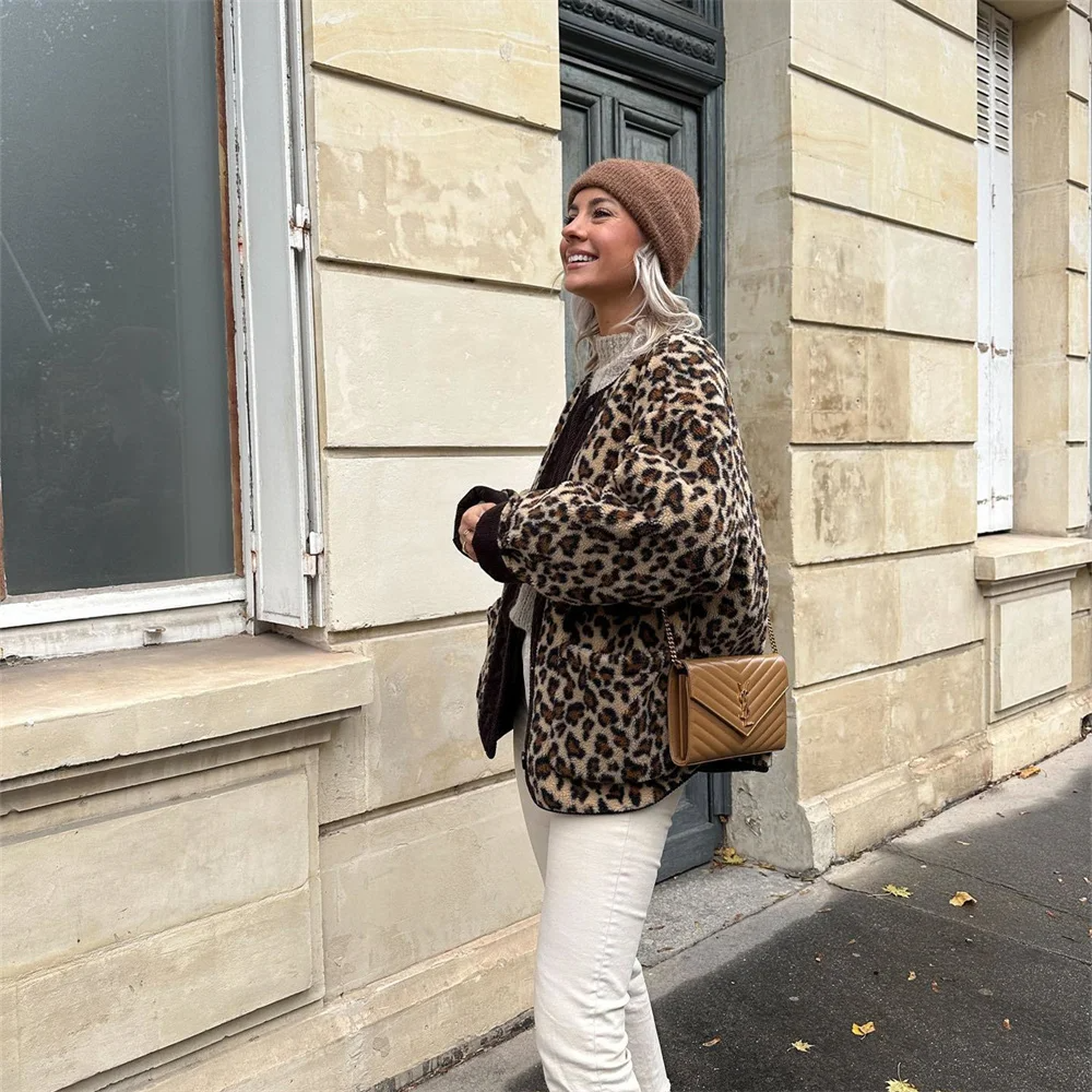Leah | Leopard print O-neck jacket 5