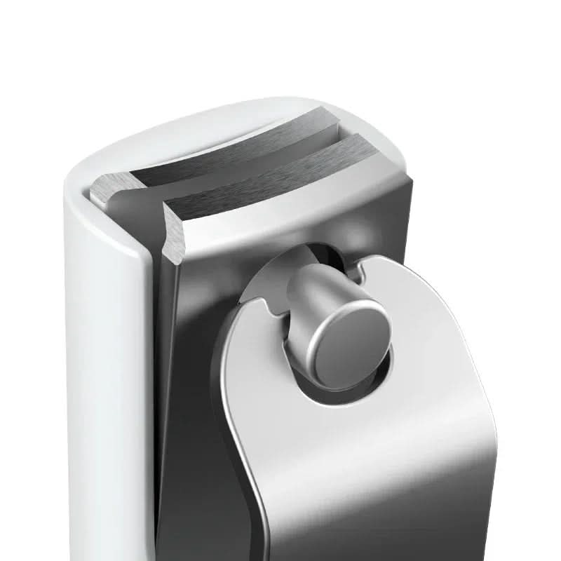 NAILGUARD – Nail clippers with splash guard and integrated file 5