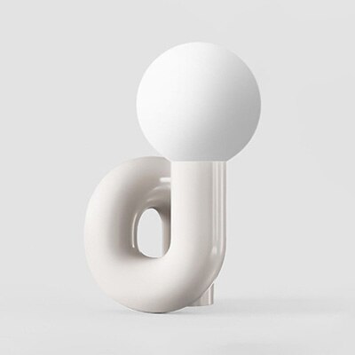 ArtGlow – Farverig Bordlampe til Livlige Interiører