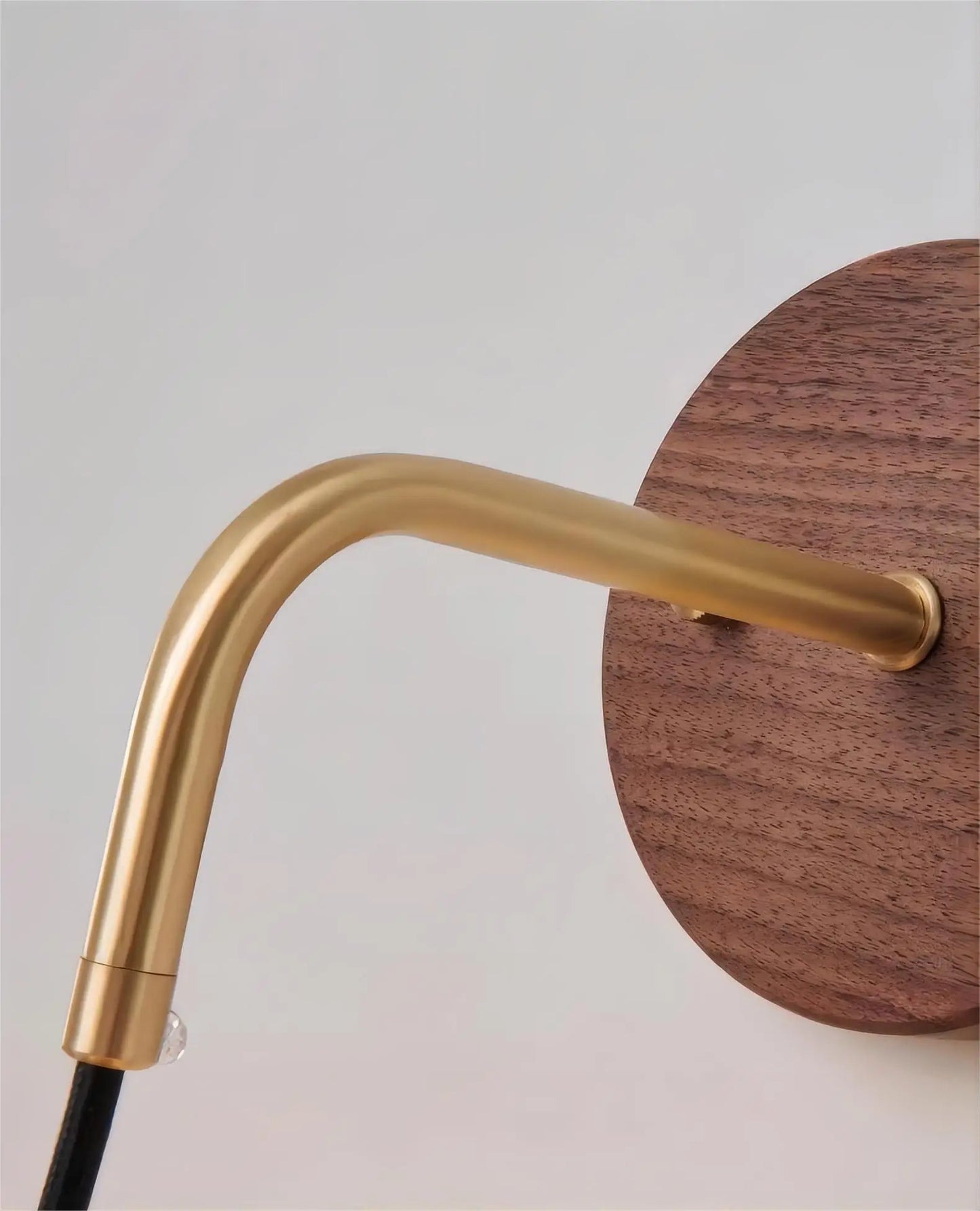 GradientLuxe – Modern Wall Lamp with Walnut and Gradient Glass