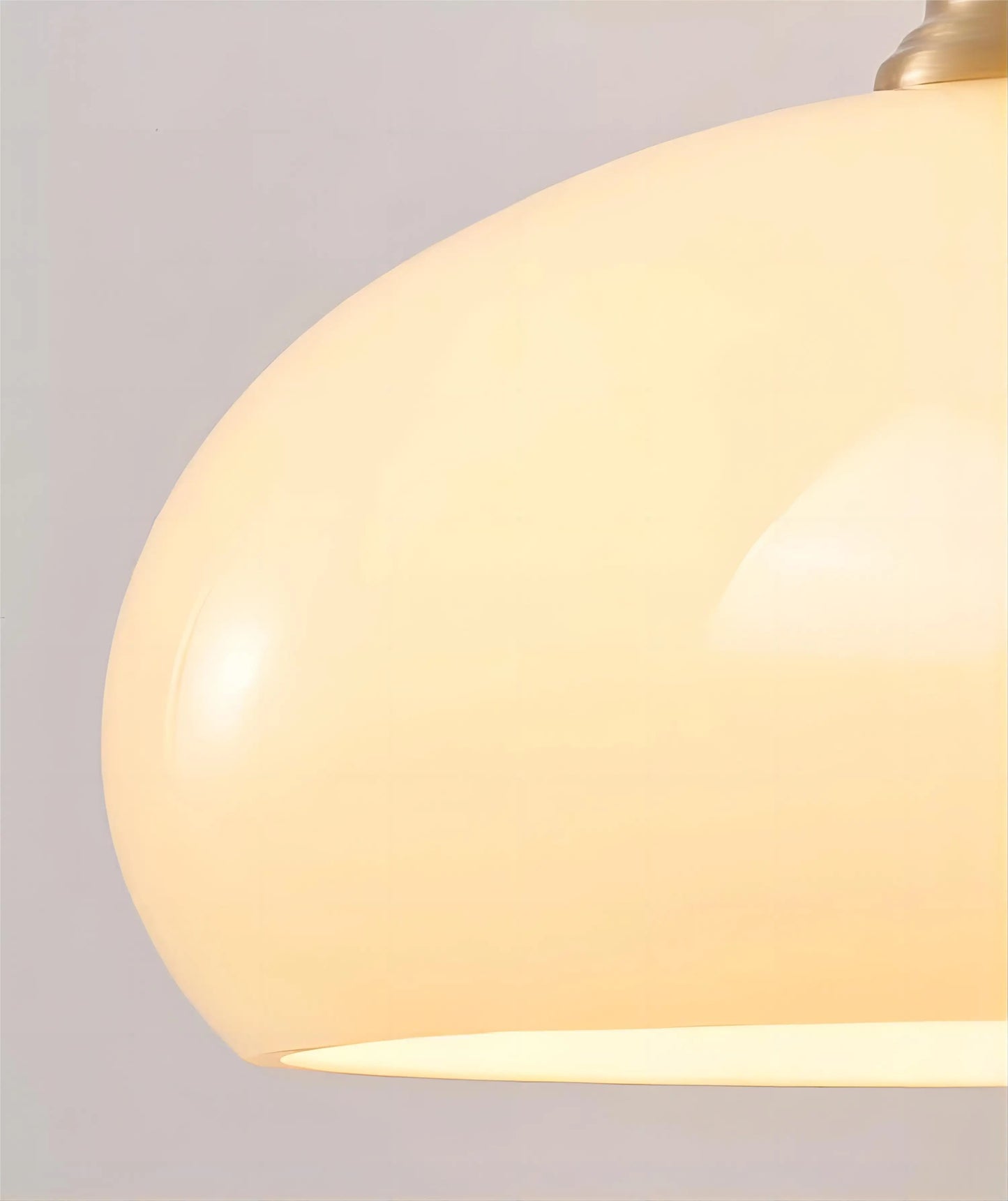 WalnutEdge – Modern Wall Lamp in Walnut and Brass