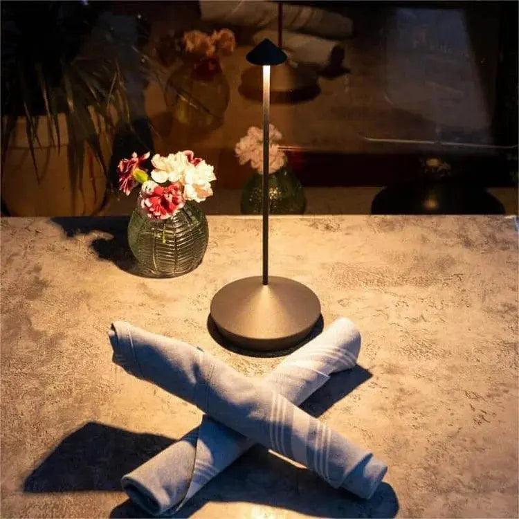 BeamLuxe - Sleek Wireless Table Light