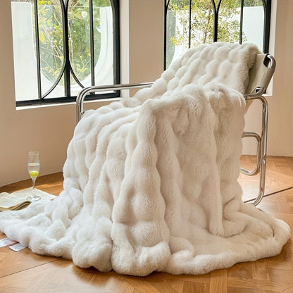 FleeceHaven - Luxuriously Soft Bubble Fleece Blanket for Relaxing