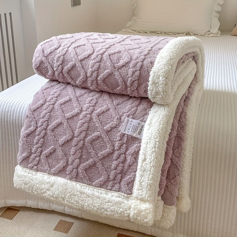 CozyNest - Reversible Fleece Blanket for Fall and Winter