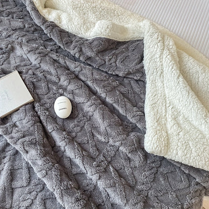 CozyNest - Reversible Fleece Blanket for Fall and Winter