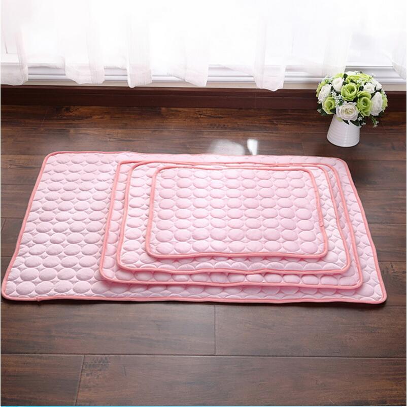 Chillpet - Luxury Cooling Cloth for Pets - Breathable Ice Cream Material-4