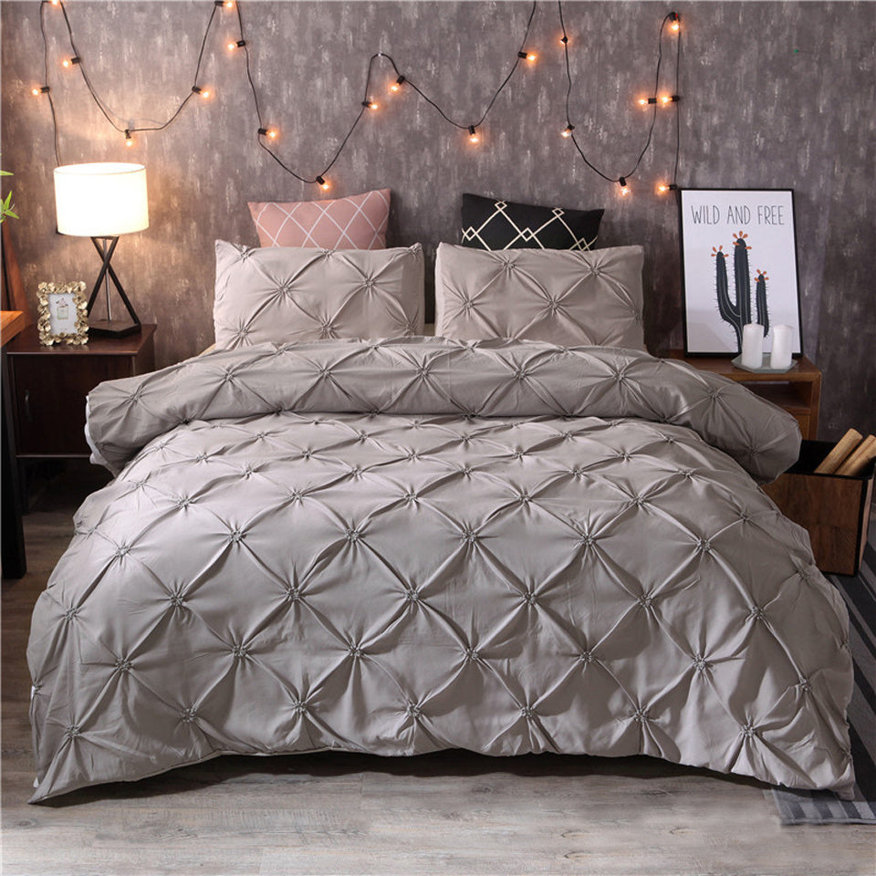 TranquilSleep - Elegant Bedding Set