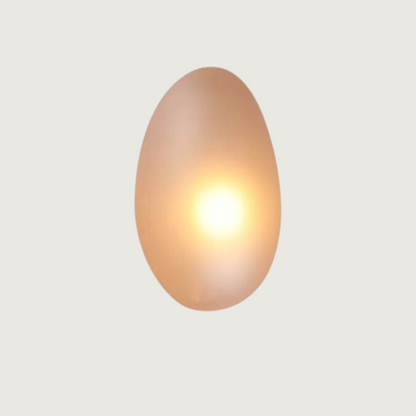 GlamGlow – Wandlampe aus farbigem Glas mit künstlerischem Flair