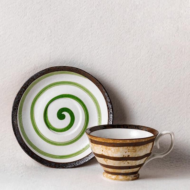 CalmSip - Tasse à matcha en céramique artisanale avec soucoupe