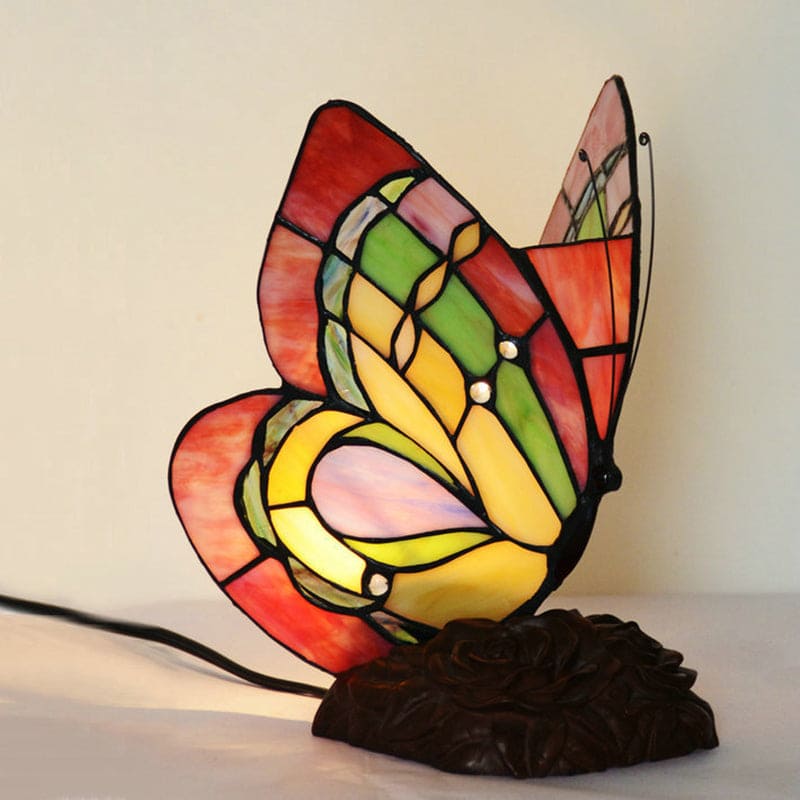 GardenLuxe – Victorian Floral Resin Table Lamp with Butterfly