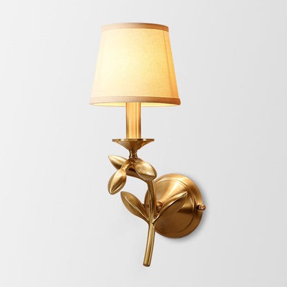 WarmCopper – Sleek Copper Wall Lamp with Soft Light