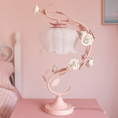 FloraRose – Pastoral Style Table Lamp