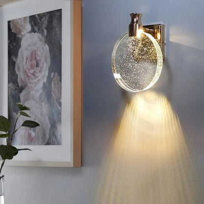 LuxeLoop – Lámpara de Pared LED Elegante