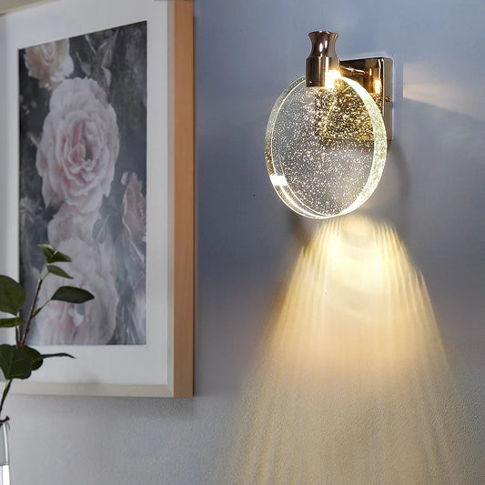 LuxeLoop – Lámpara de Pared LED Elegante