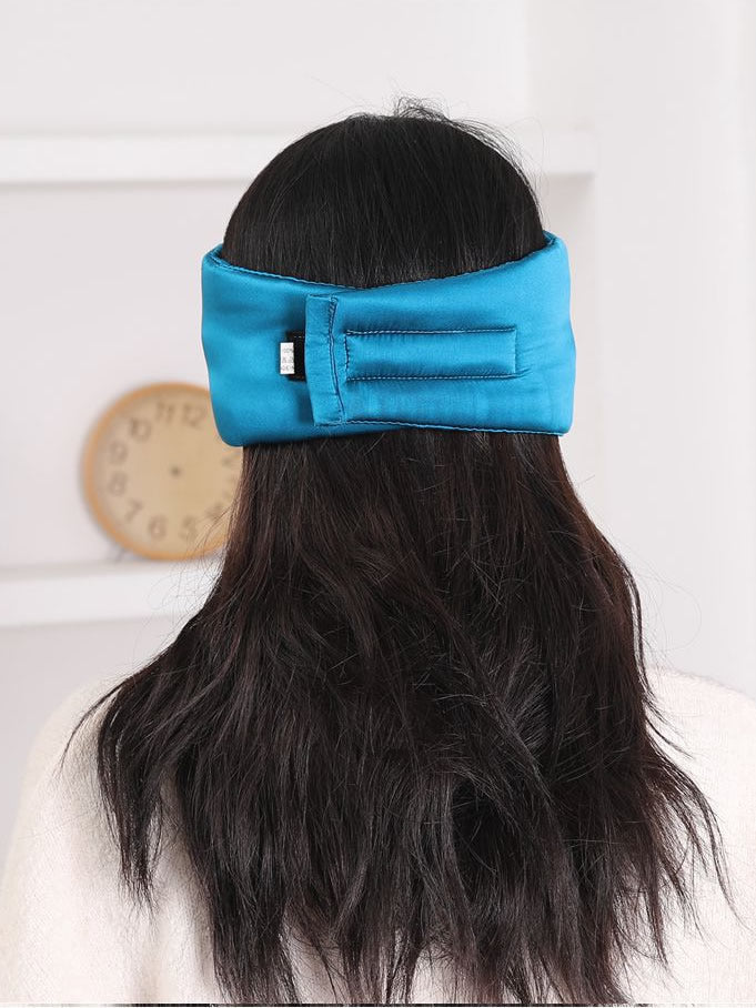 SilkenRest - Elegant One-Piece Silk Sleep Eye Mask