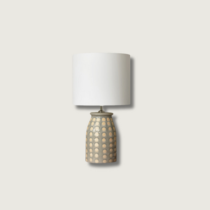 CeramLuxe – Classic Table Lamp with Artistic Touch