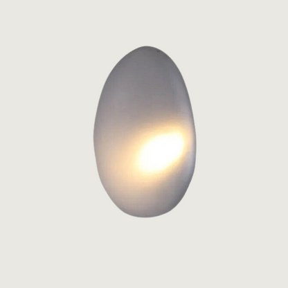 GlamGlow – Wandlampe aus farbigem Glas mit künstlerischem Flair