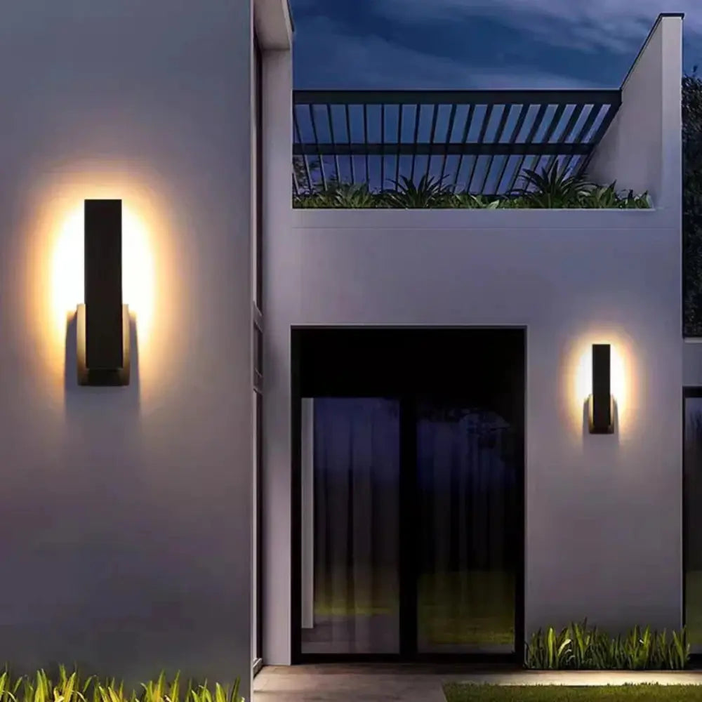 WeatherGuard – Durable and Elegant Outdoor Wall Light