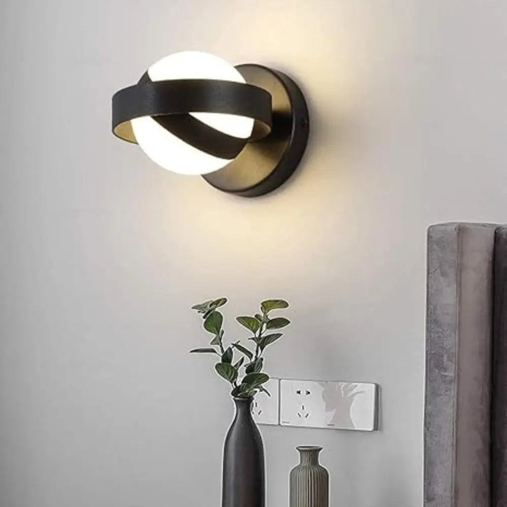 SkyGlow - Elegant Wall Lamp