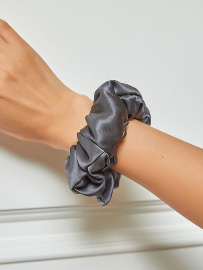 VelvetSilk - Midnight Silk Hair Scrunchies (3.5 cm)