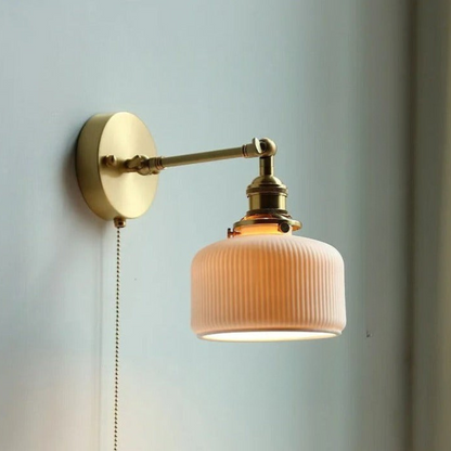 ScandiAura – Lampada da parete in ceramica elegante con design nordico