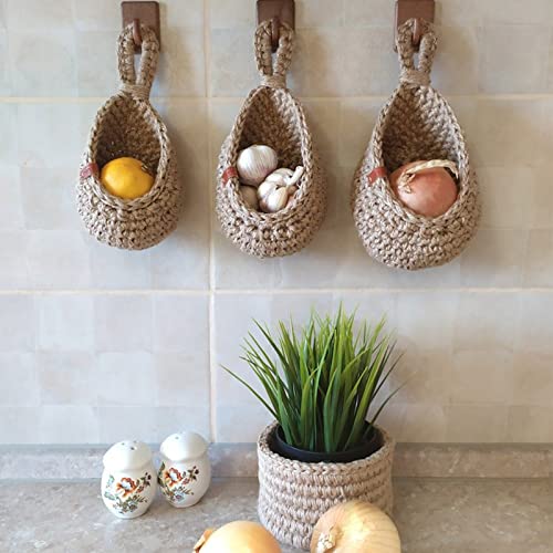 GardenWall - Decorative Produce Hanging Baskets
