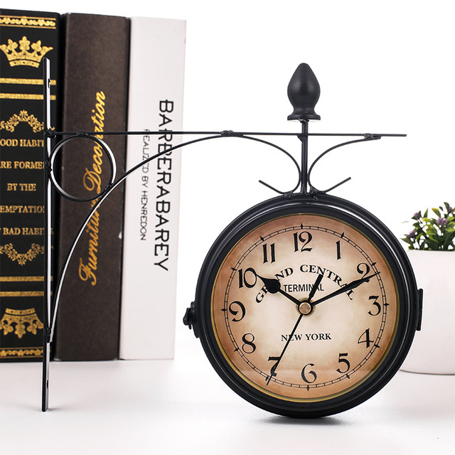 TwinView - Euro-Style Double Wall Clock