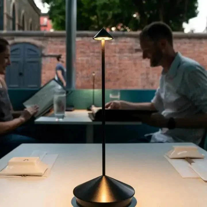 BeamLuxe - Sleek Wireless Table Light