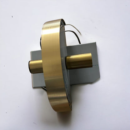 GoldenGleam – Elegant Gold Wall Light with Warm Glow