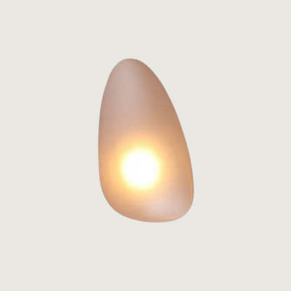 GlamGlow – Wandlampe aus farbigem Glas mit künstlerischem Flair