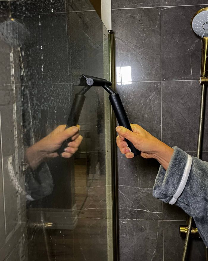 Telescopic Shower Wiper with Extendable 120 cm Handle – Streak-Free Wall and Floor Cleaning Tool-5