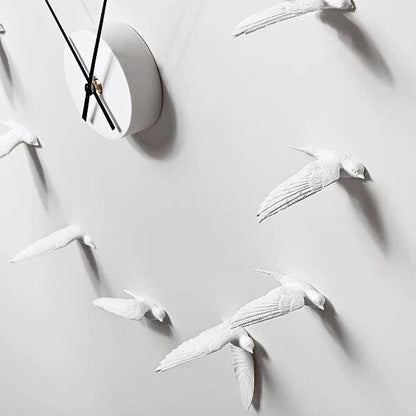 FlightTime – Modern Wall Clock with Swallow Motif