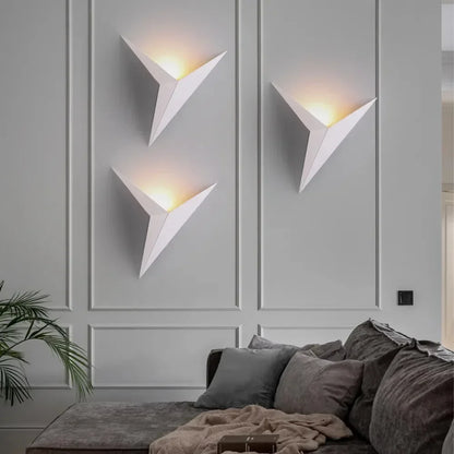AuraEdge – Energy-Efficient LED Wall Lamp