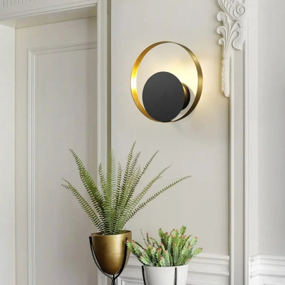 HaloBright - Elegant Wall Lamp