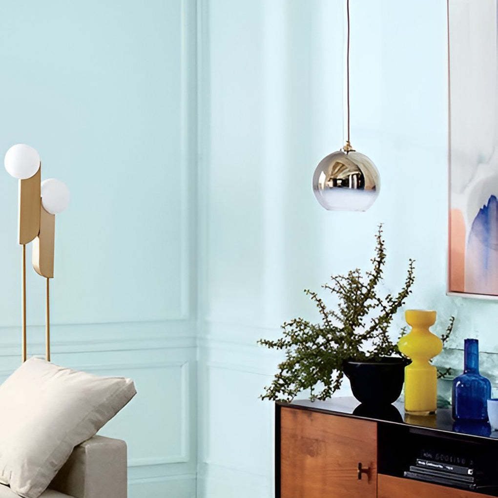 CrystalSphere – Elegante Glaskugel-Deckenleuchte