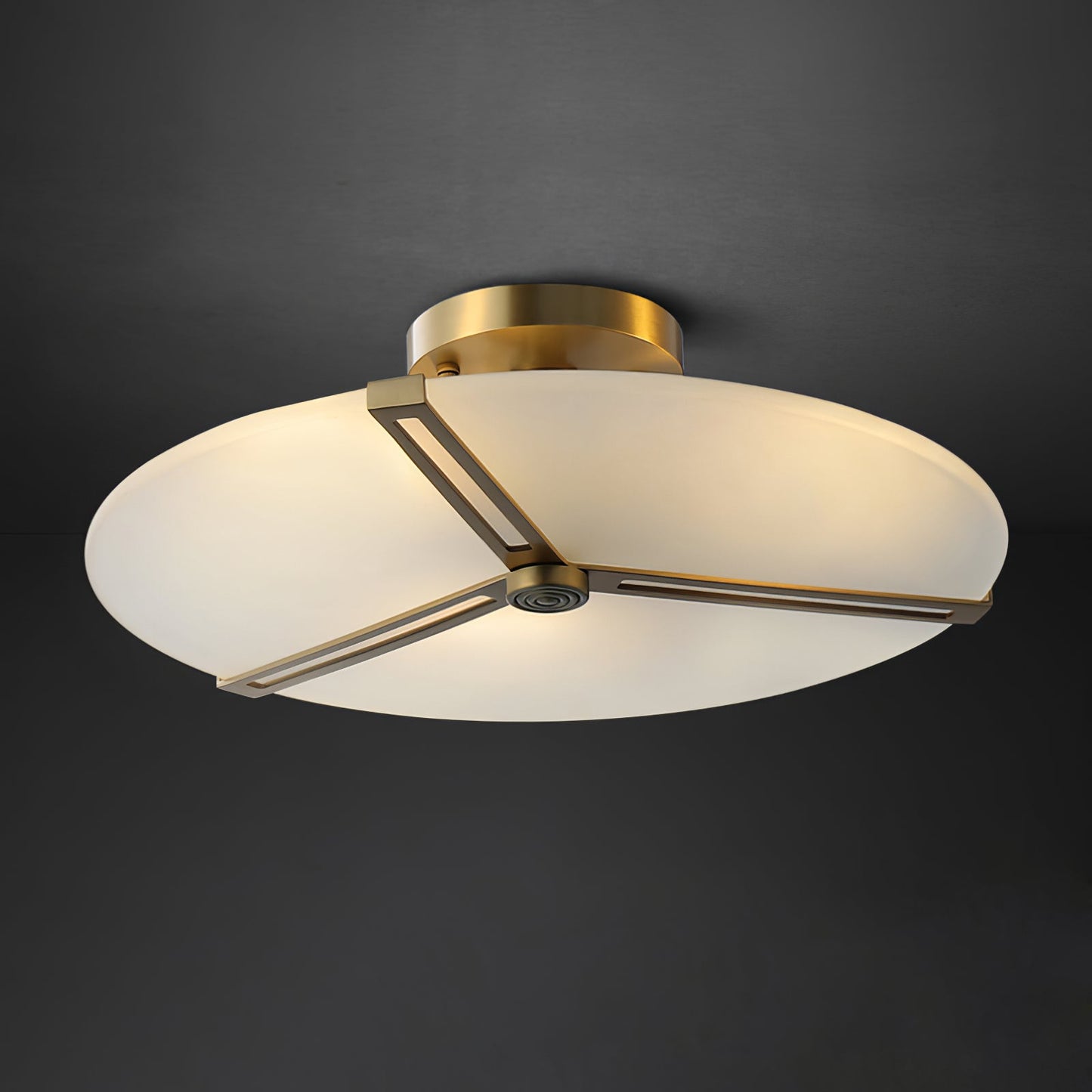 LuxeContempo - Loftlampe med slankt moderne design og subtil belysning