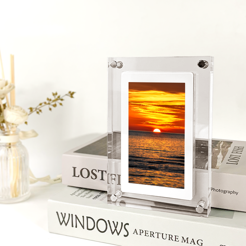AcrylicGlow | Stylish Modern Digital Photo Frame with Video Playback 1