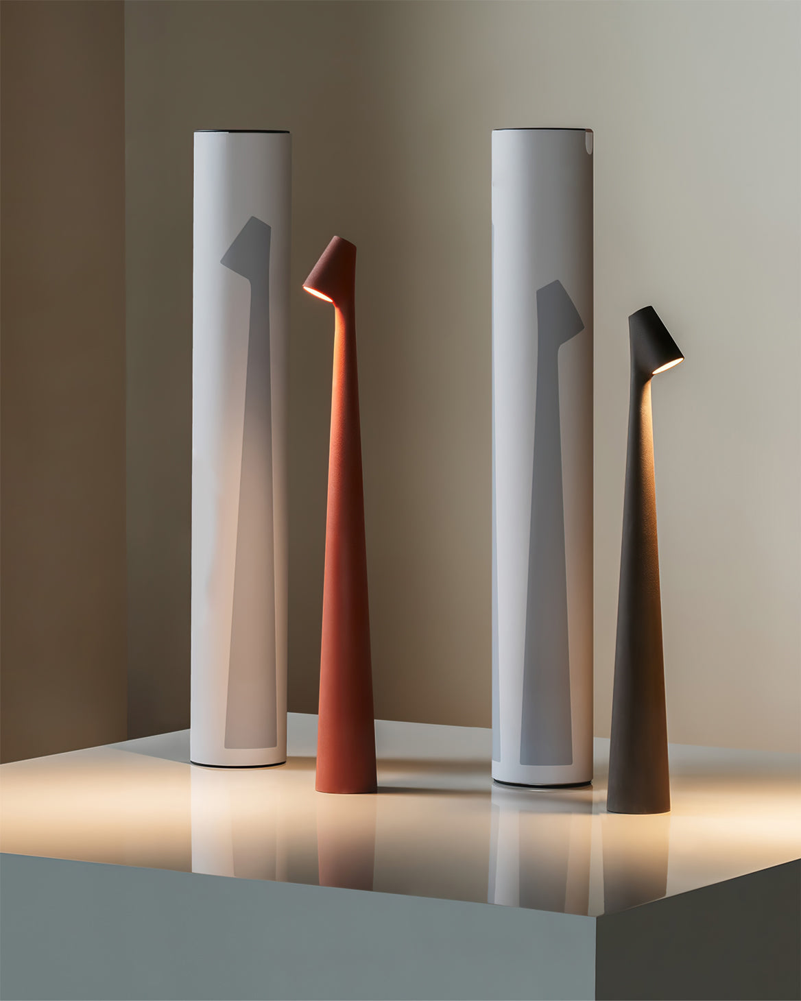 EcoLight – Lampada da scrivania ricaricabile a risparmio energetico