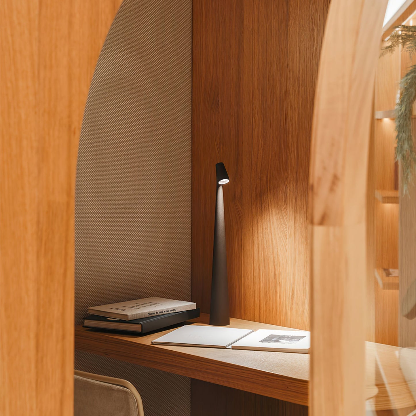 EcoLight – Lampada da scrivania ricaricabile a risparmio energetico