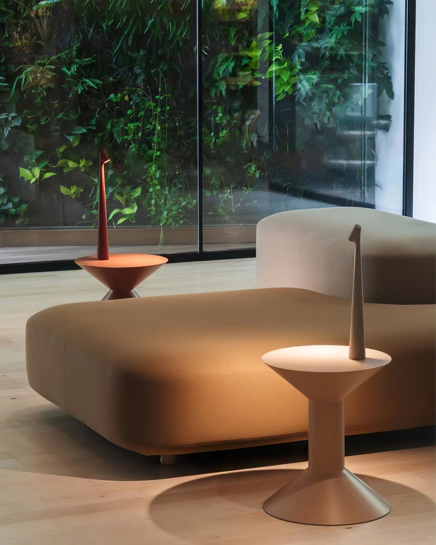 EcoLight – Lampada da scrivania ricaricabile a risparmio energetico