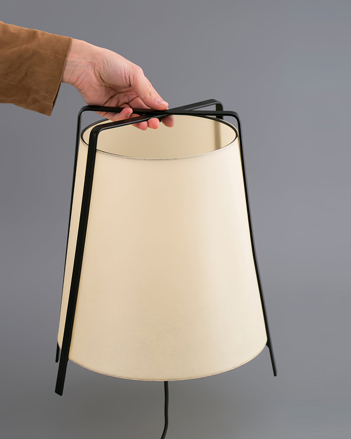 AkaneBeam - Table Lamp with Japanese-Inspired Aesthetic and Soft Radiance
