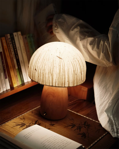 MushroomBeam - Legende Bordlampe med Varm, Hyggelig Belysning