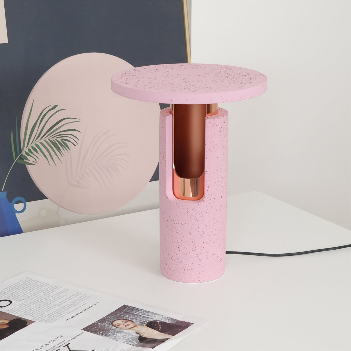 SolarAmber - Warm Table Lamp with Sun-Inspired Amber Light