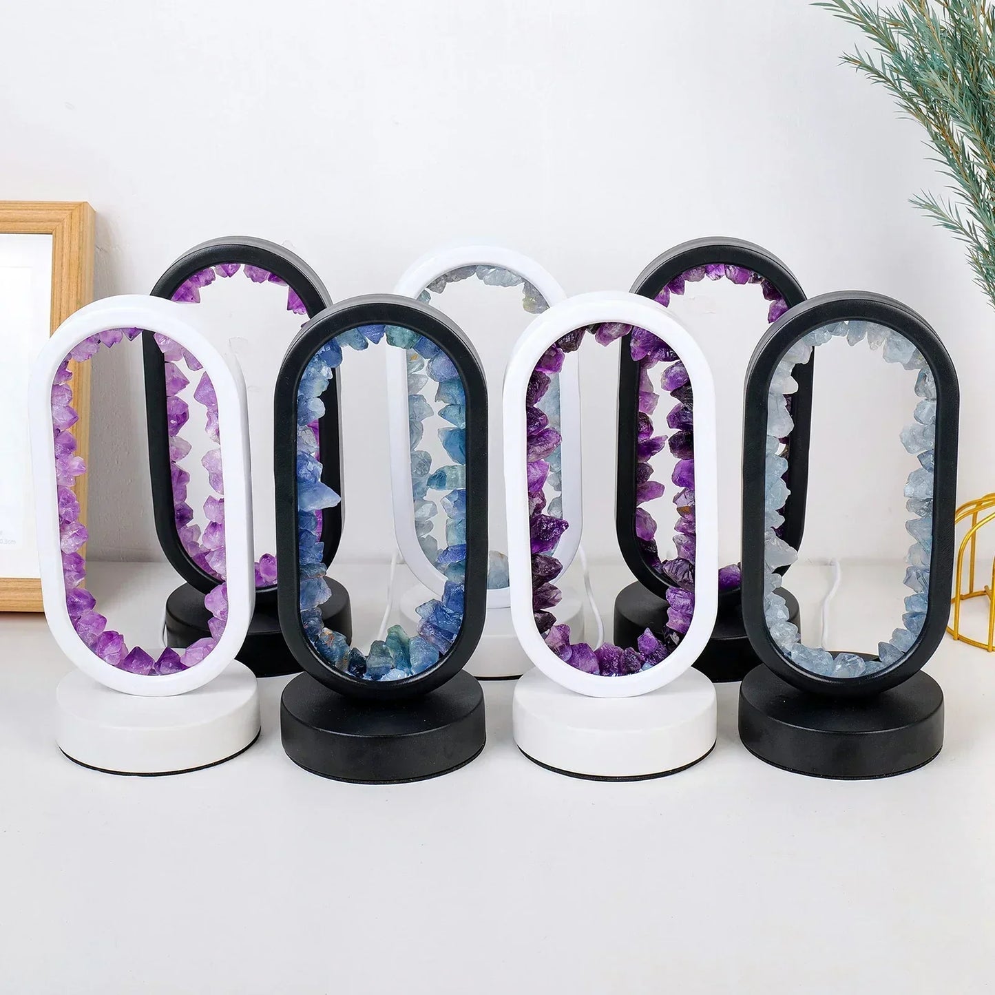 LavenderGlow - Iluminación de Amatista para un Ambiente Sereno y Elegante