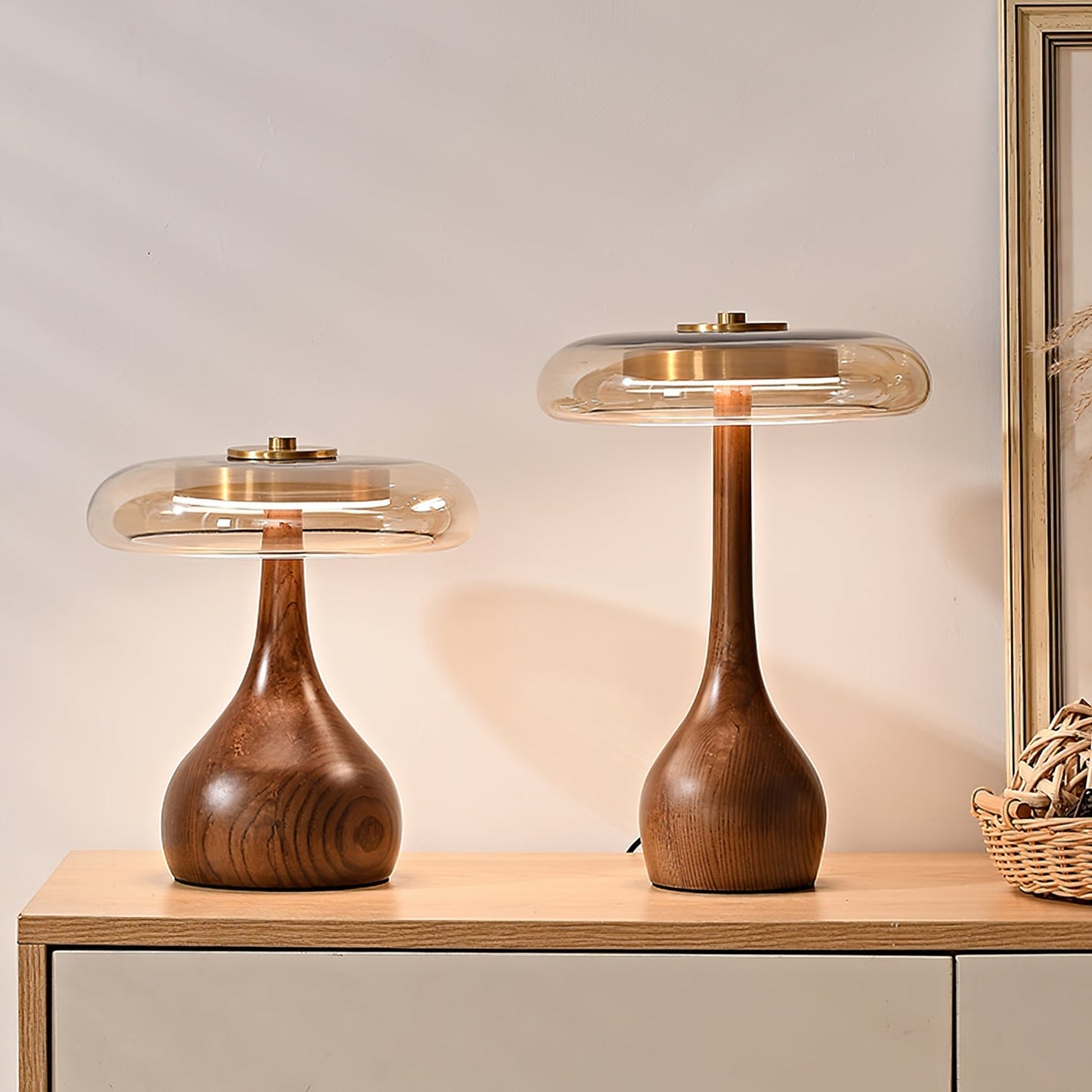 LumiWood – Elegante Luz de Mesa LED