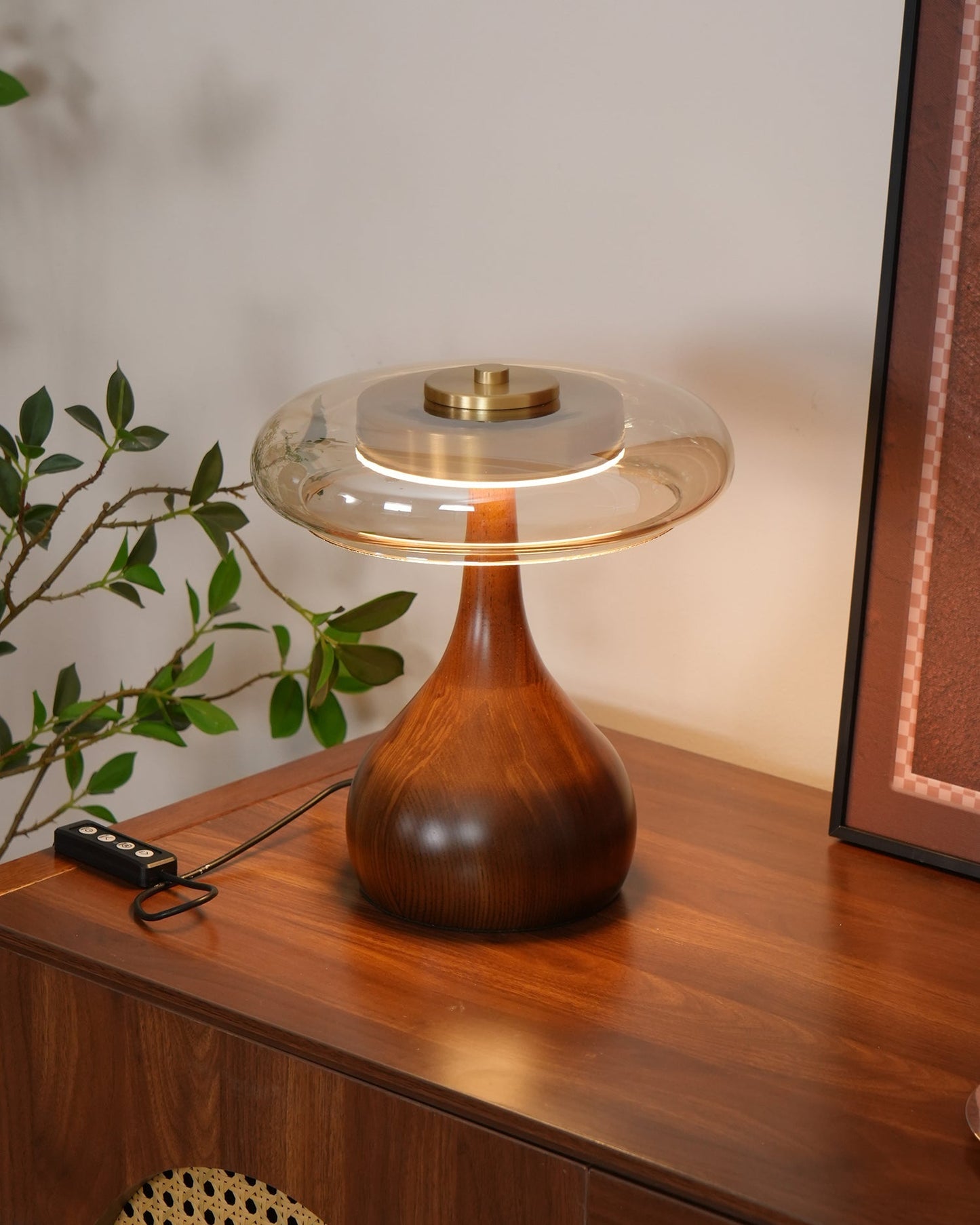 LumiWood – Elegante Luz de Mesa LED