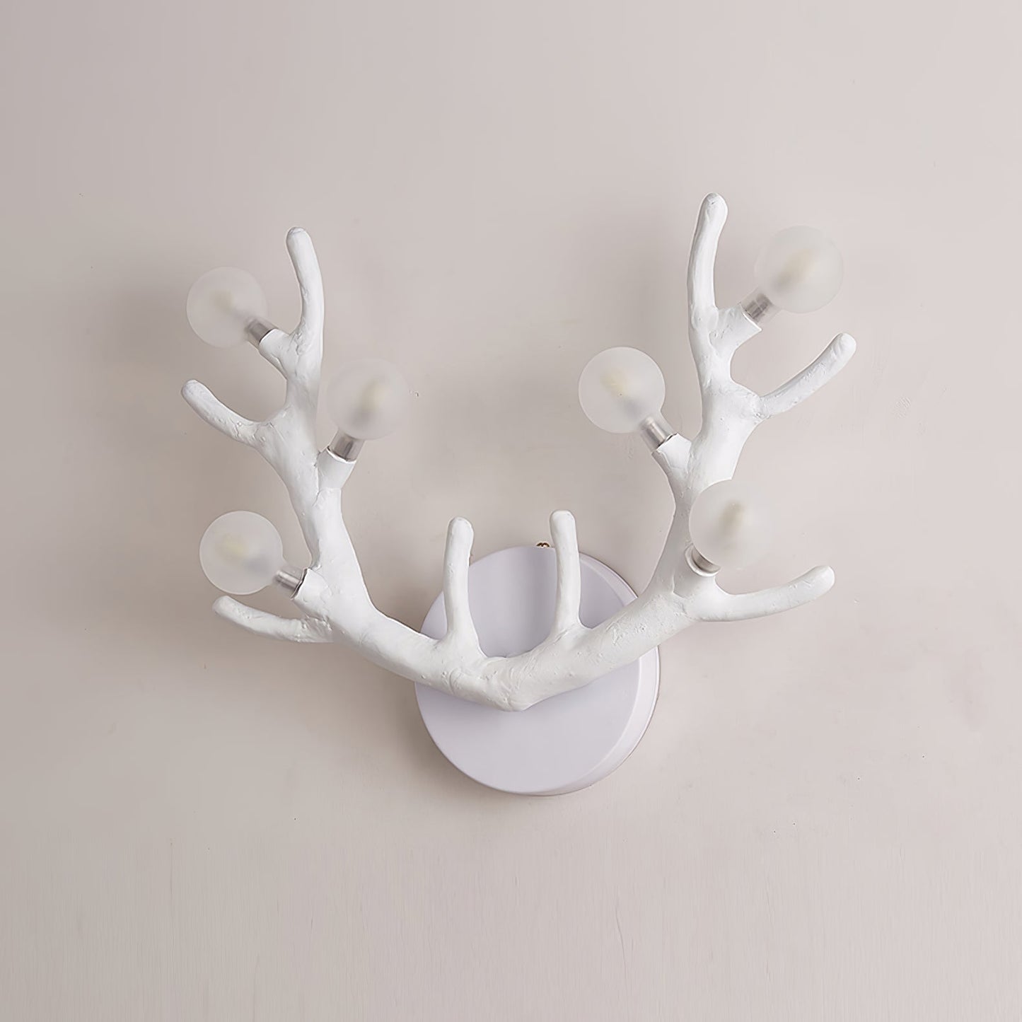WoodLuxe – Elegant Deer-Shaped Wall Lamp for Nature Lovers
