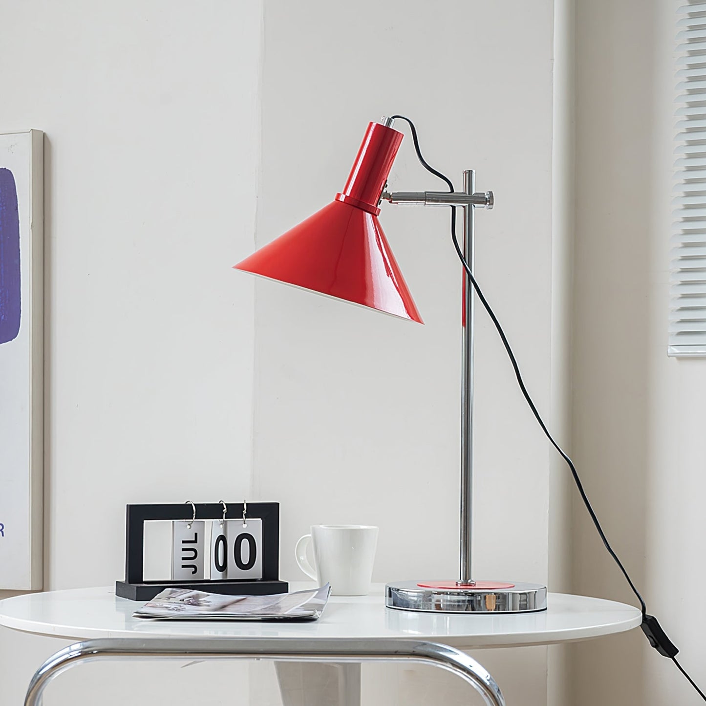 BeamAura - Sleek Table Lamp