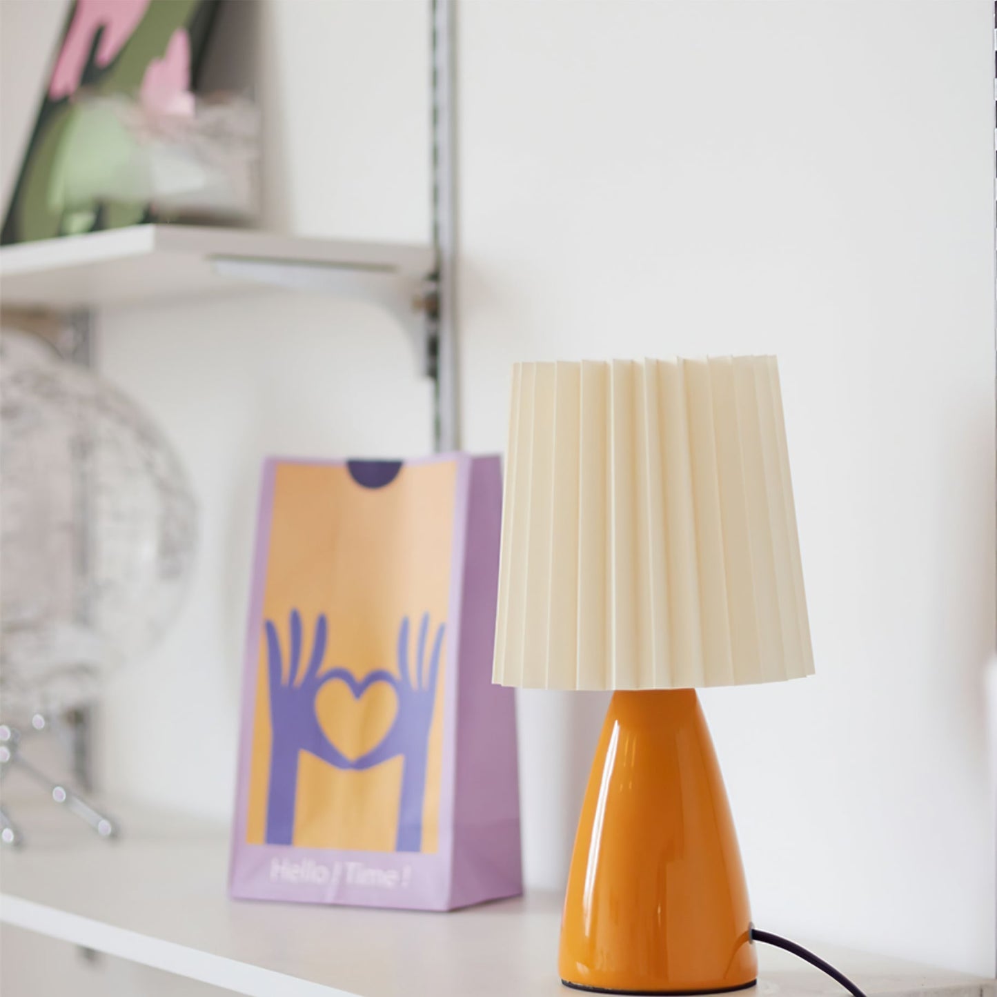 AstralVibes - Elegant Skrivebordslampe